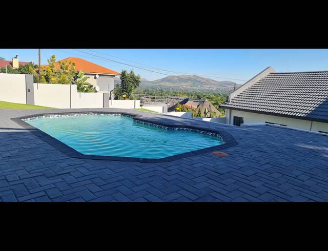 4 BEDROOM HOUSE FOR SALE IN CASHAN